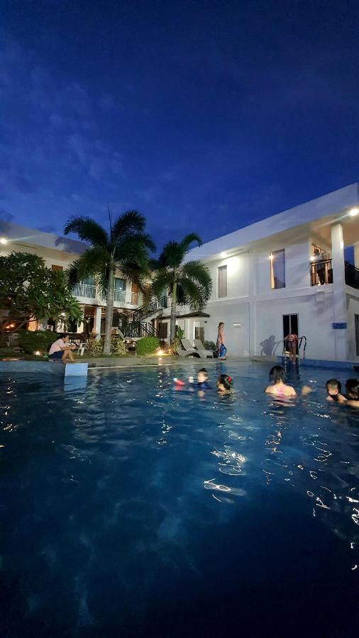 A Villas Resort & Restaurant Zamboanguita  Bagian luar foto