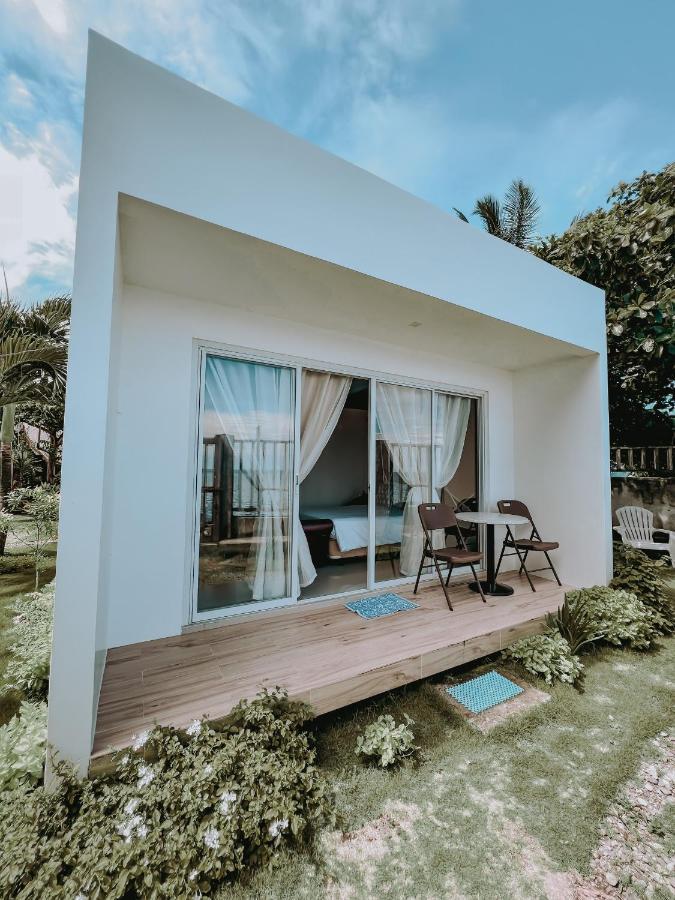 A Villas Resort & Restaurant Zamboanguita  Bagian luar foto