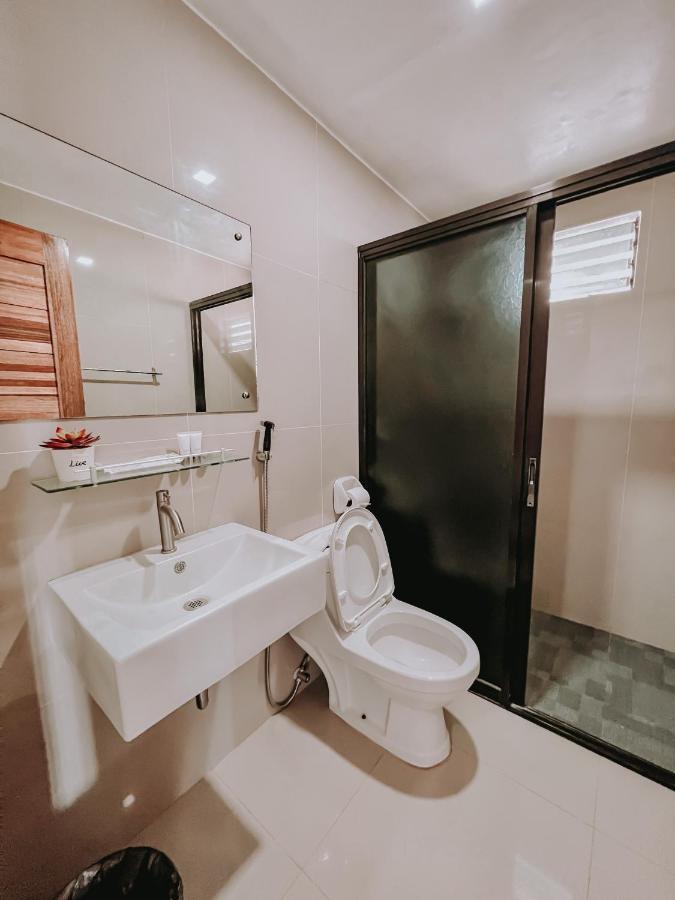 A Villas Resort & Restaurant Zamboanguita  Bagian luar foto